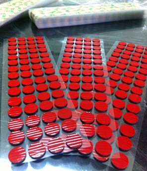 模切 die cut